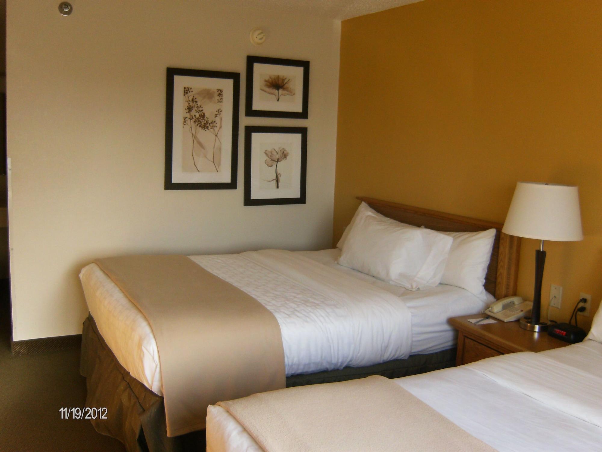 Americinn By Wyndham Aberdeen Event Center Экстерьер фото