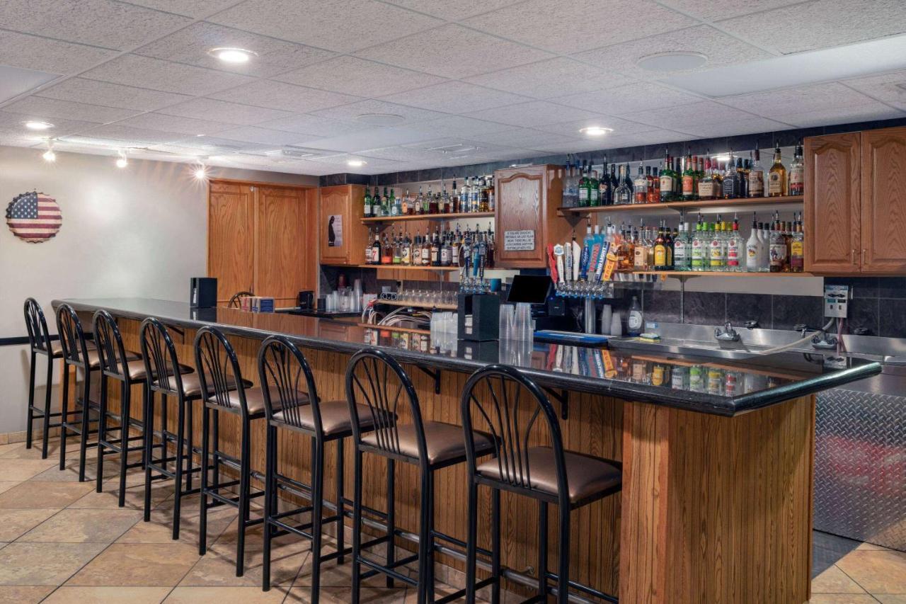 Americinn By Wyndham Aberdeen Event Center Экстерьер фото