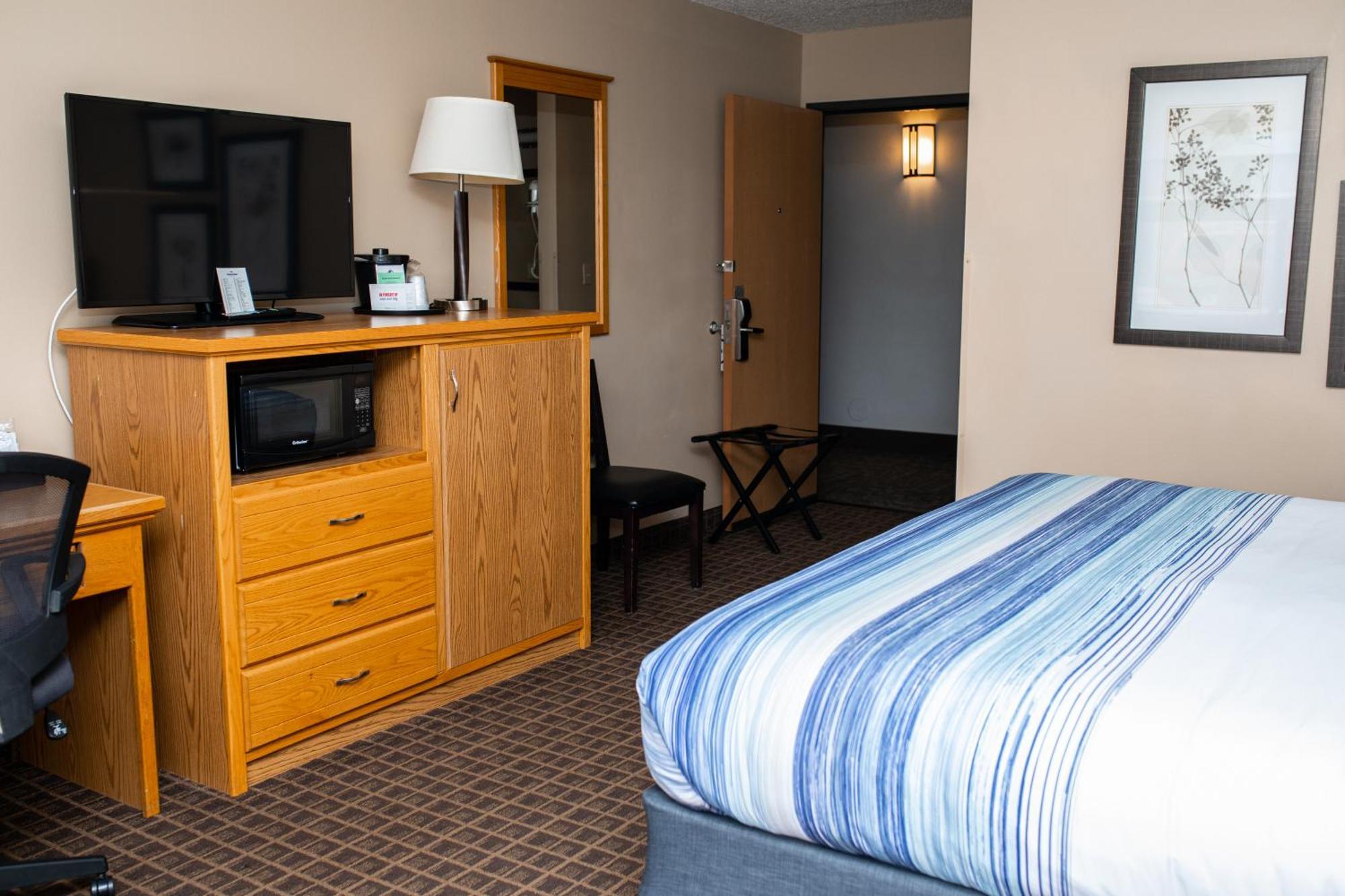 Americinn By Wyndham Aberdeen Event Center Экстерьер фото