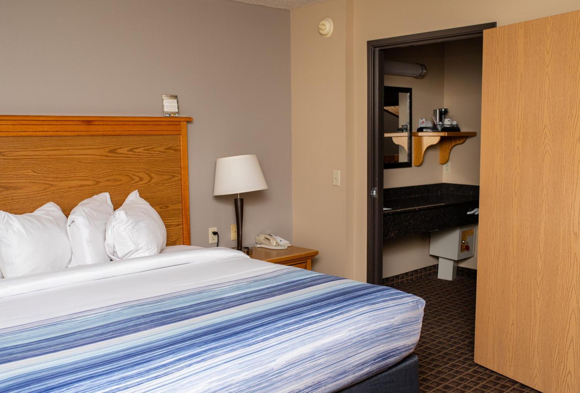 Americinn By Wyndham Aberdeen Event Center Экстерьер фото